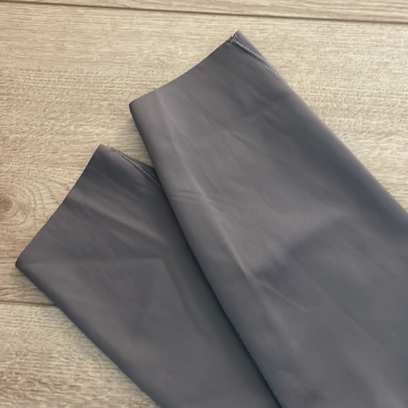 EUC Vuori Evolve Leggings - Picture 5 of 9